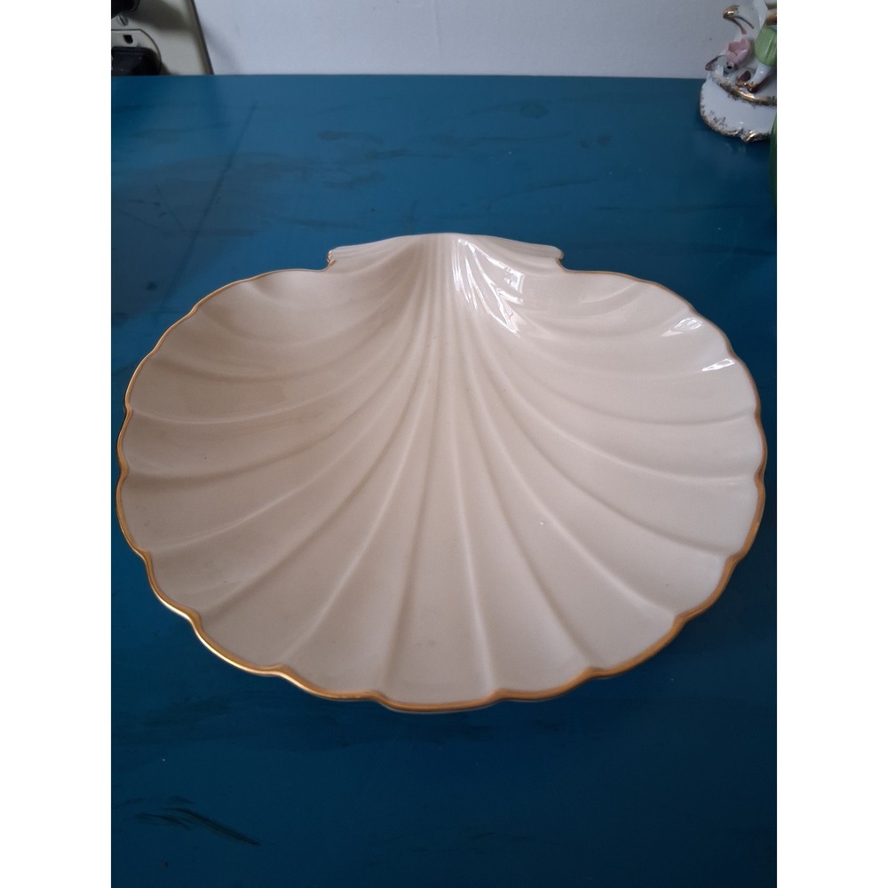 Lenox Ivory Fine China Shell Dish Gold Trim Scalloped Trinket Bowl Made in USA